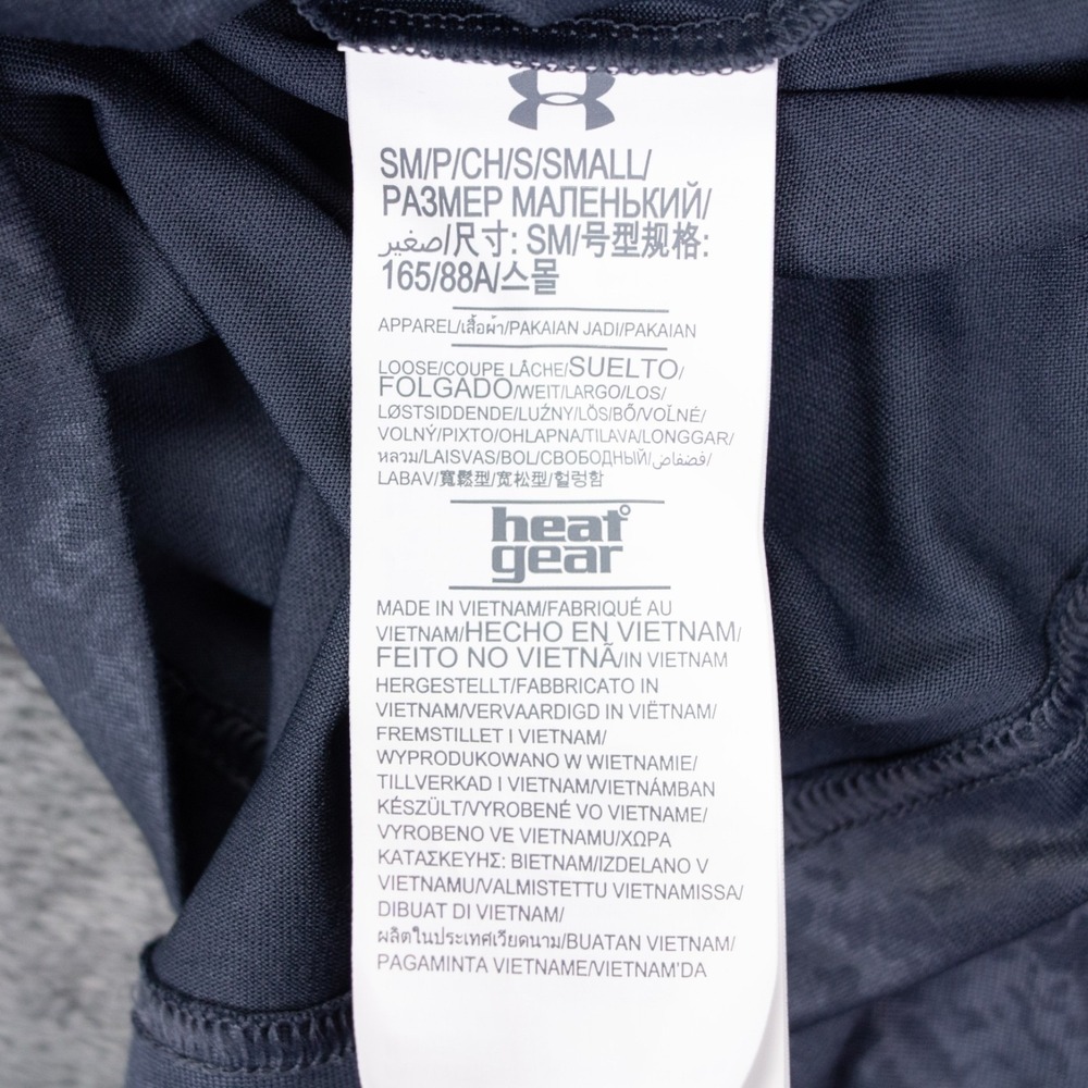 NWT Under Armour Mens S Heat Gear 1/4 Zip Pullover Shirt Gray LS Lightweight - Picture 9 of 13
